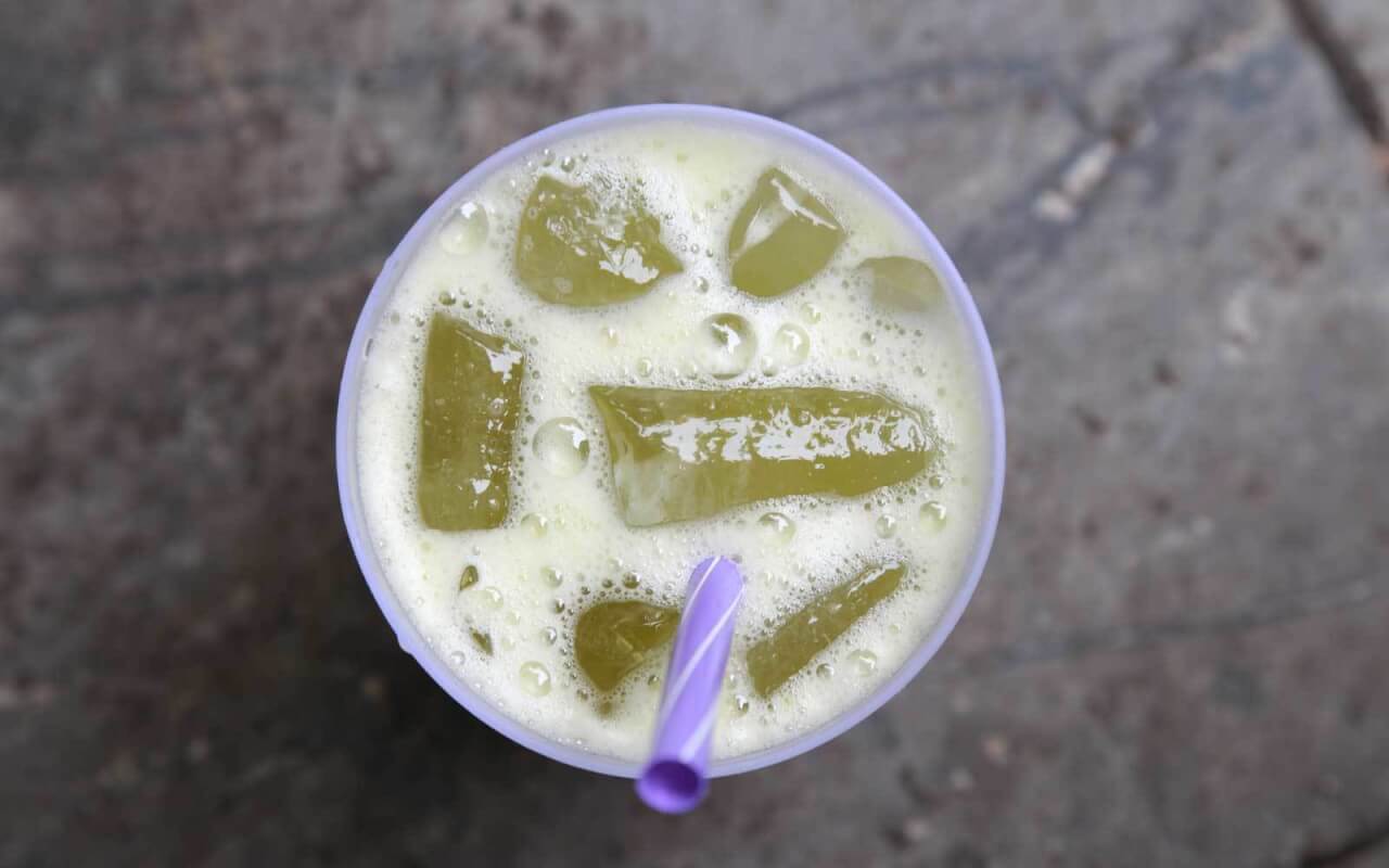 Un jus de canne à sucre pressé minute