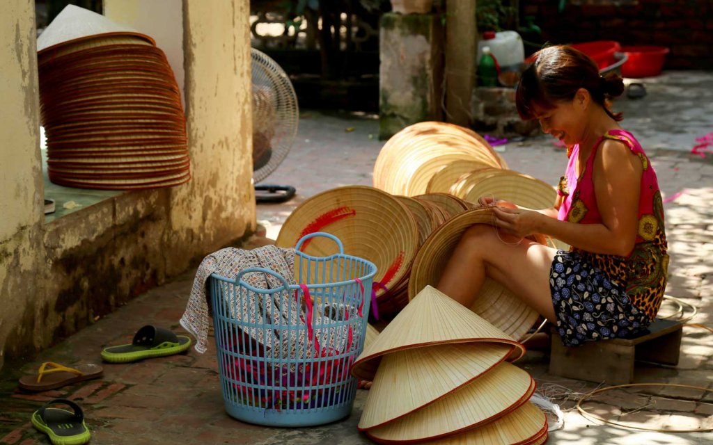 chapeau conique village chuong