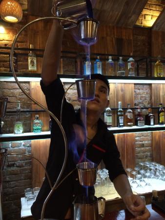 preparation-du-cocktail-pho-mojito