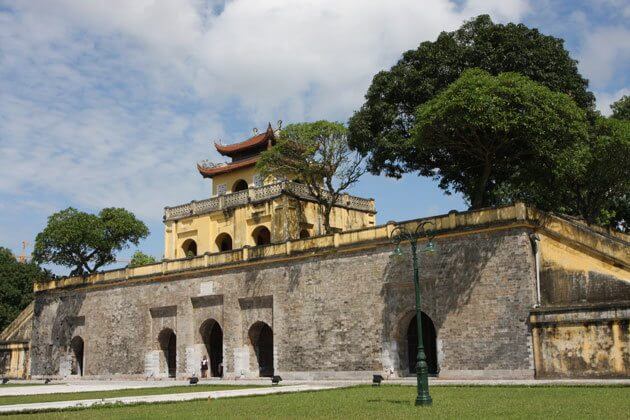 ancienne citadelle thang long a hanoi