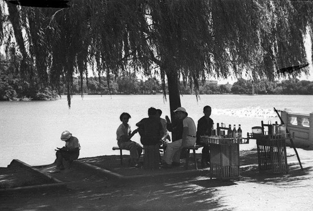 dejeuner-au-bord-du-lac-hoan-kiem