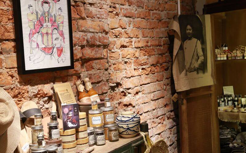 Collective Memory, une expérience unique 2 Epices, poivre, huiles essentielles - Amica Travel