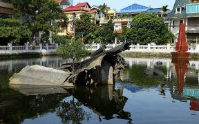 debris B52 lac Huu Tiep avion guerre